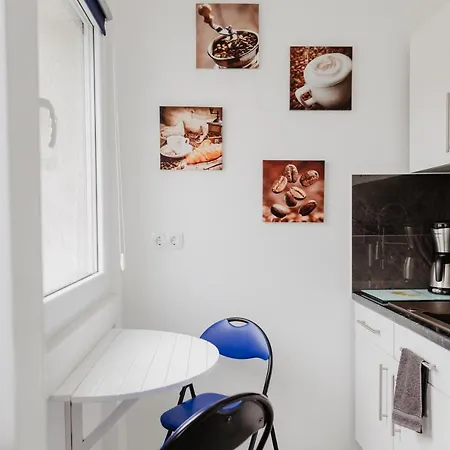 Apartment Sk - Blue *